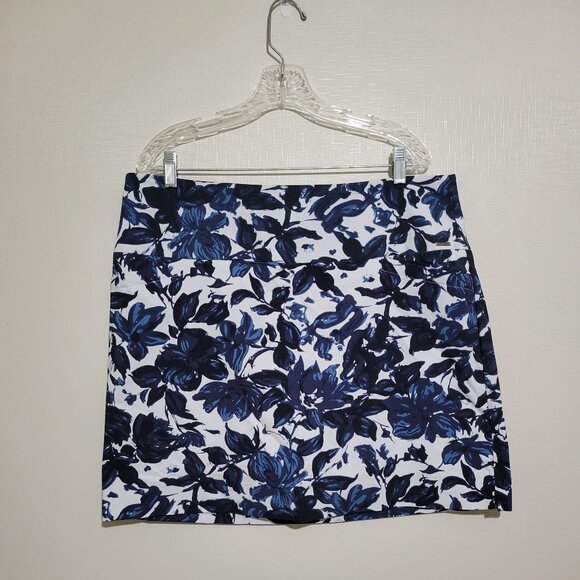 SC&CO. Floral Skirt w/Shorts - Picture 1 of 4